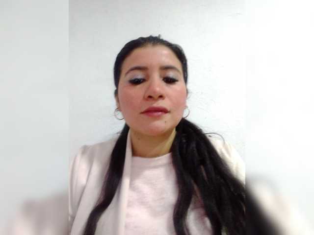 Melanie-25