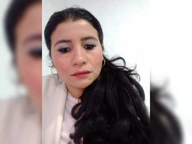 Melanie-25