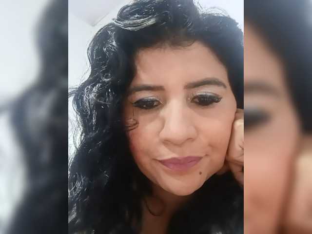 Melanie-25 webcam