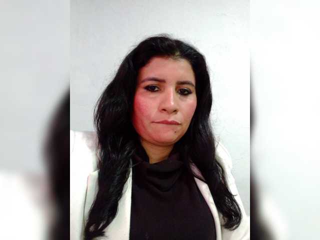 Melanie-25 live cam on BongaCams