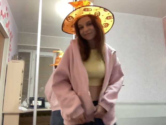 ClassieBalistrieri live cam on BongaCams