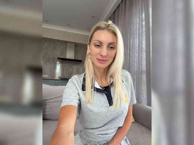 Модель: KarinaSimka