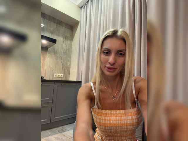 Модель: KarinaSimka