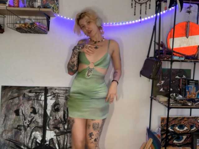 KrissyShuey live cam on BongaCams