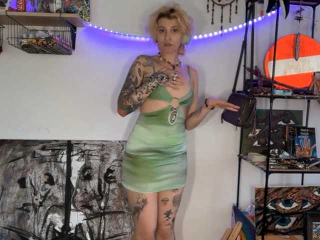 KrissyShuey live cam on BongaCams