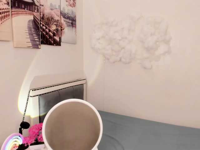 Baby-Miya1 live cam on BongaCams