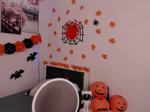 Baby-Miya1 live cam on BongaCams