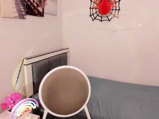 Baby-Miya1 live cam on BongaCams
