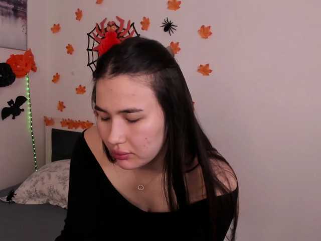 Baby-Miya1 live cam on BongaCams