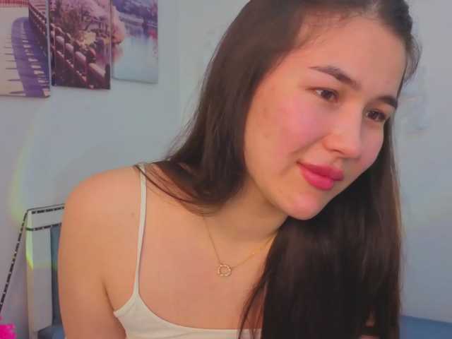 Baby-Miya1 live cam on BongaCams