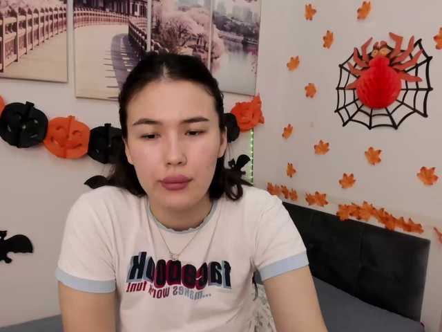 Baby-Miya1 live cam on BongaCams
