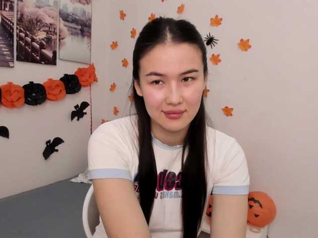 Baby-Miya1 live cam on BongaCams