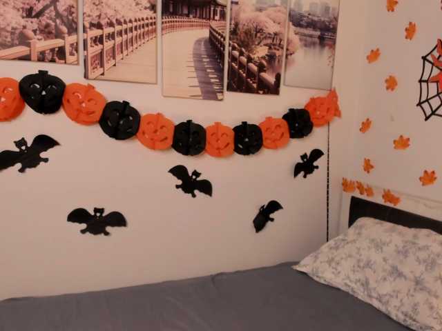 Baby-Miya1 live cam on BongaCams