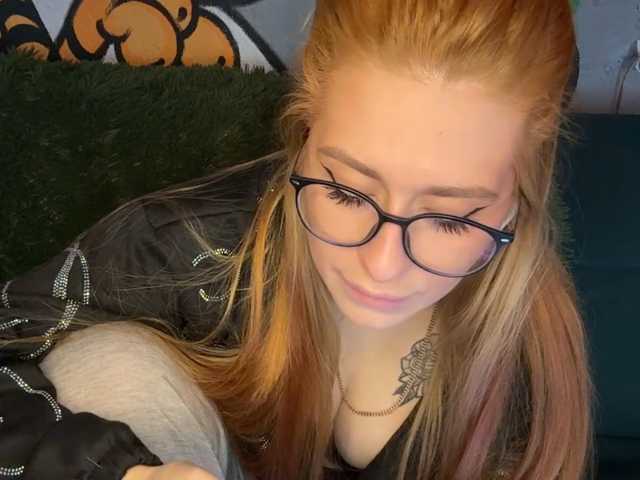 MelissaTsosie live cam on BongaCams
