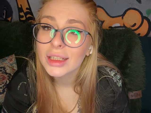 MelissaTsosie live cam on BongaCams