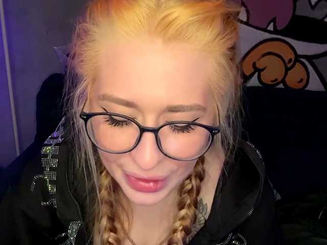 MelissaTsosie live cam on BongaCams