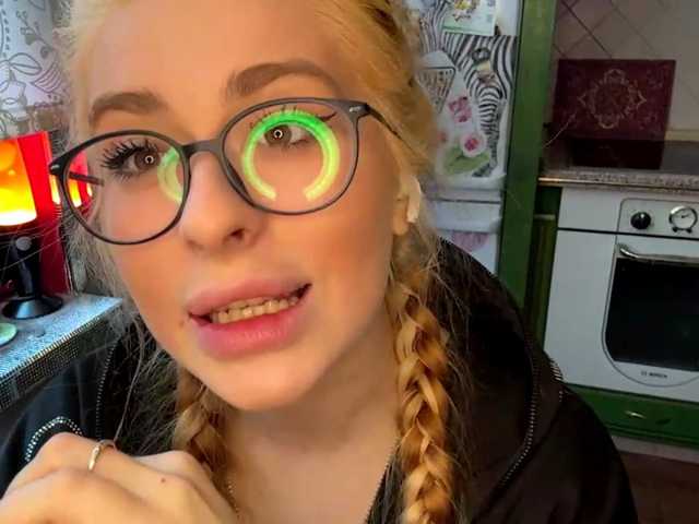 MelissaTsosie live cam on BongaCams