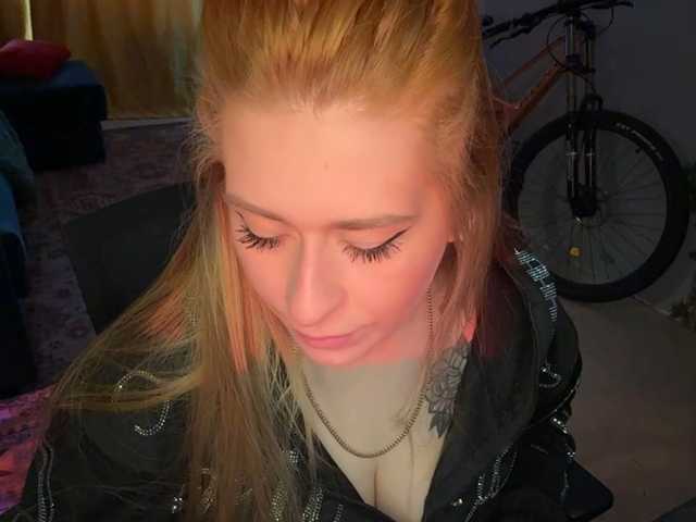 MelissaTsosie live cam on BongaCams