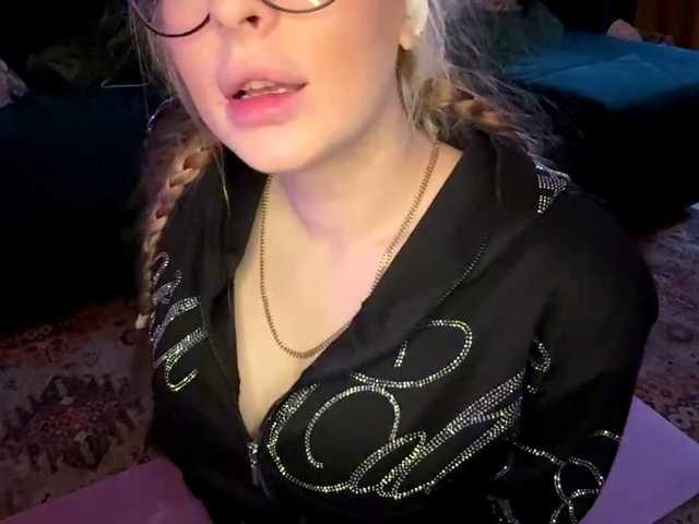 MelissaTsosie live cam on BongaCams
