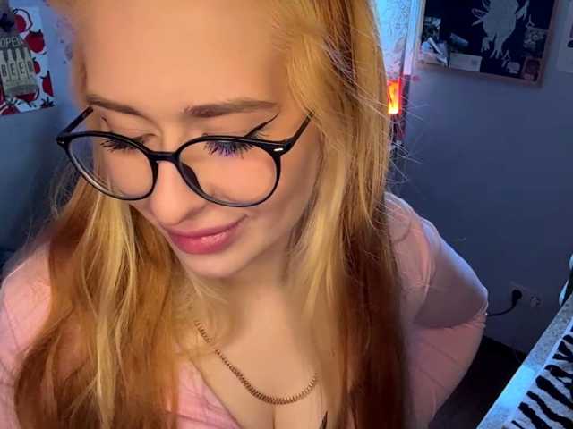MelissaTsosie live cam on BongaCams
