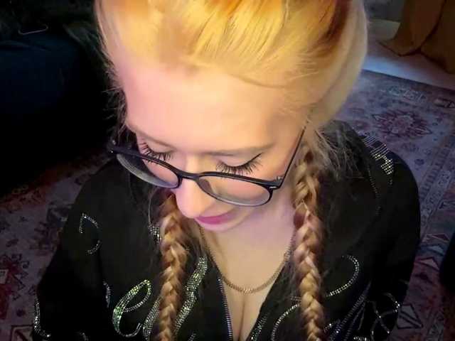 MelissaTsosie live cam on BongaCams