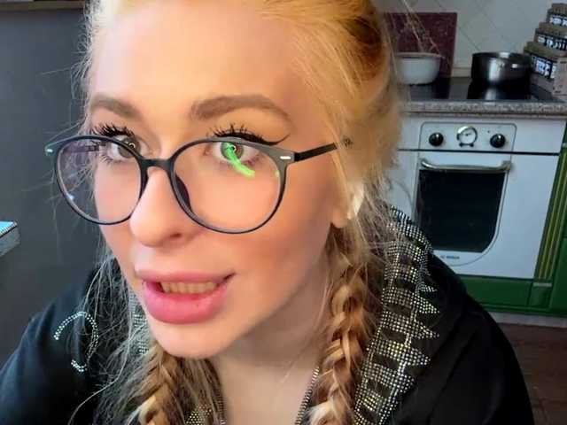 MelissaTsosie live cam on BongaCams