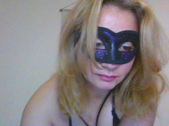 eliza69hot live cam on BongaCams