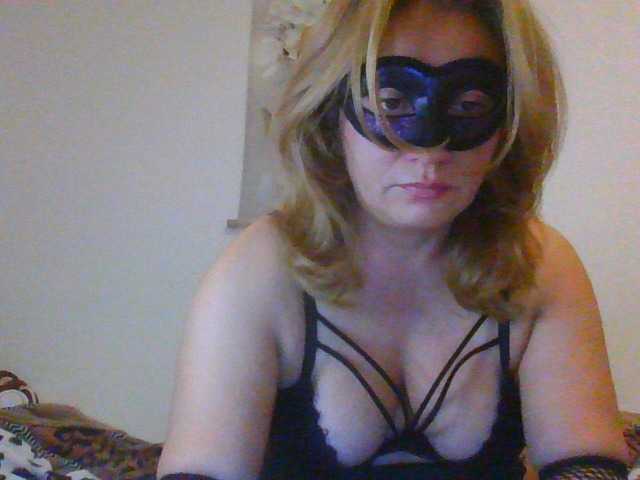 eliza69hot live cam on BongaCams
