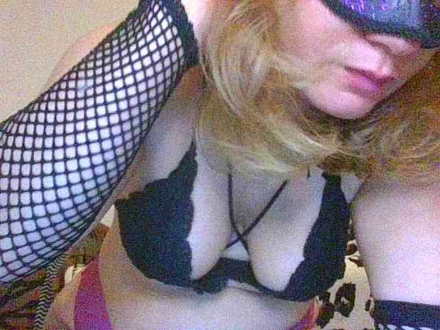 Modella: eliza69hot