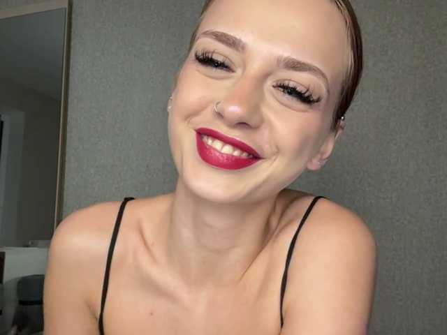 OraliaRand live cam on BongaCams