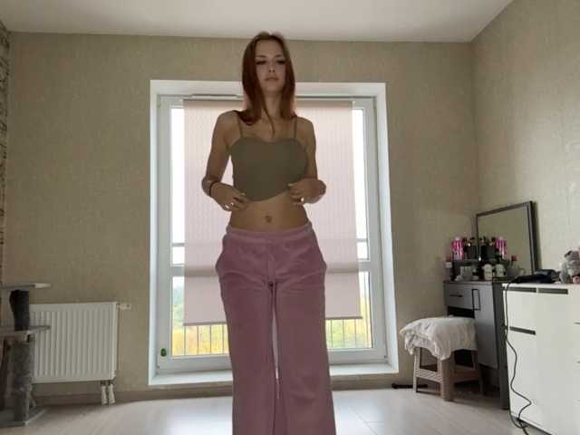 OraliaRand live cam on BongaCams