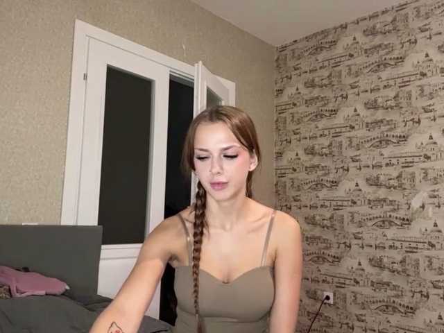 OraliaRand live cam on BongaCams