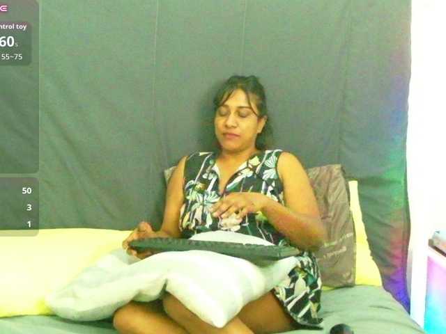 IndianErotic009 live cam on BongaCams