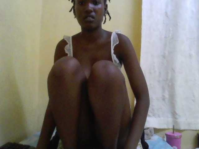 Diva-queen33 live cam