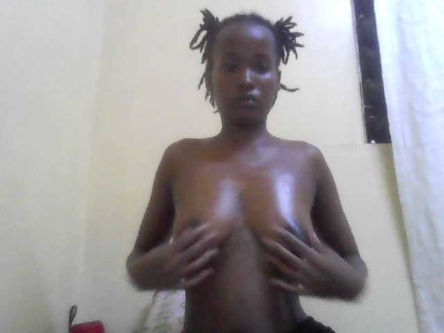 Diva-queen33 live cam preview