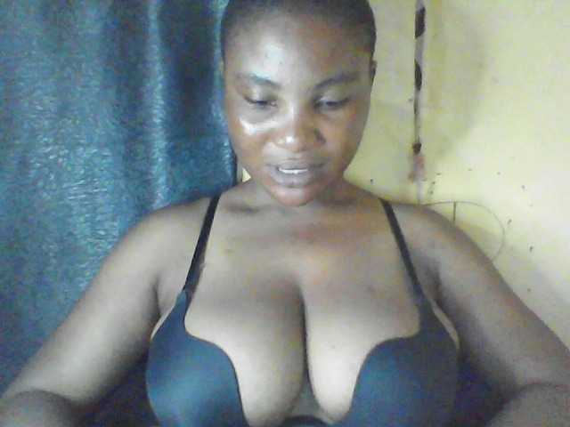 Fuckmypussyx live cam on BongaCams