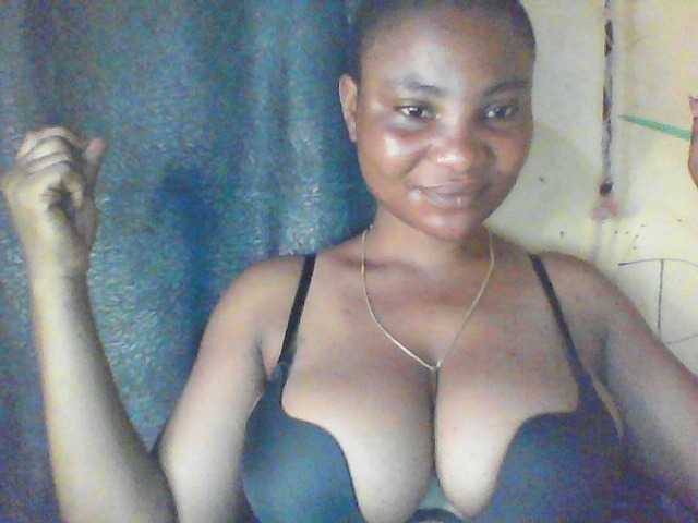 Fuckmypussyx live cam on BongaCams