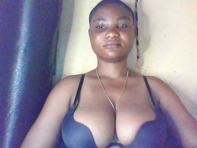 Fuckmypussyx live cam on BongaCams