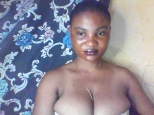Fuckmypussyx live cam on BongaCams