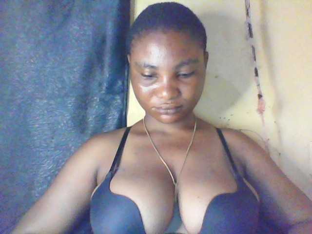 Fuckmypussyx live cam on BongaCams