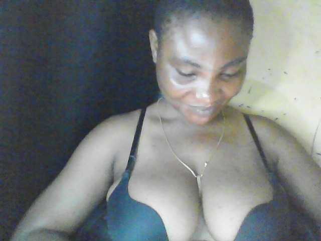 Fuckmypussyx live cam on BongaCams