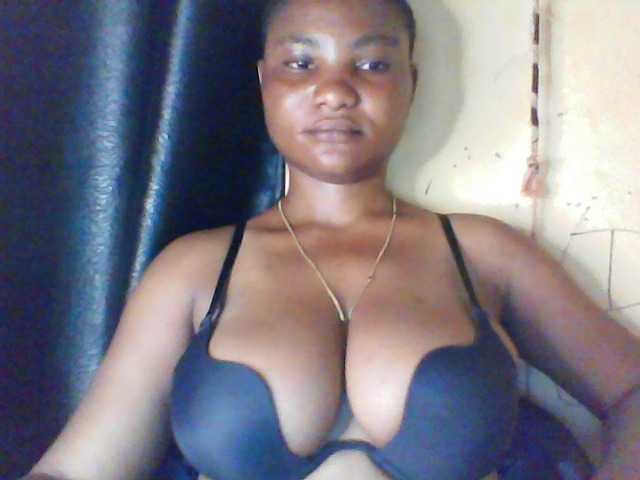 Fuckmypussyx live cam on BongaCams