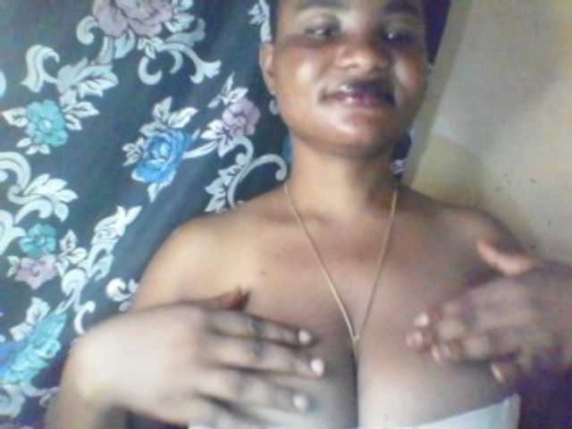 Fuckmypussyx live cam on BongaCams