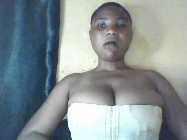 Fuckmypussyx live cam on BongaCams