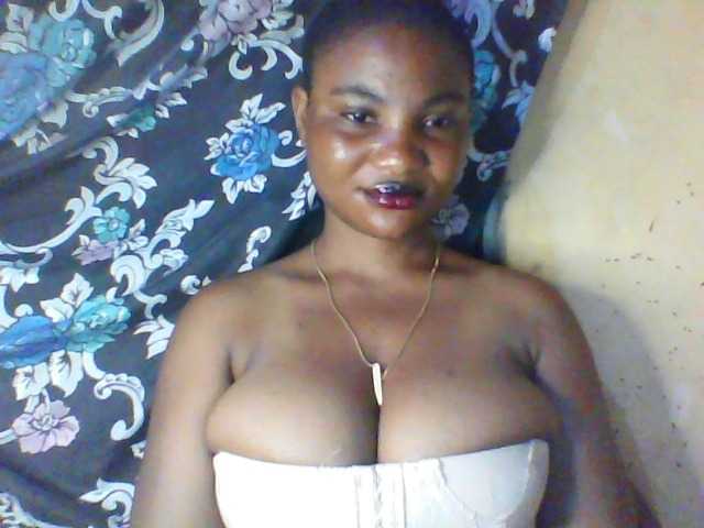 Fuckmypussyx live cam on BongaCams
