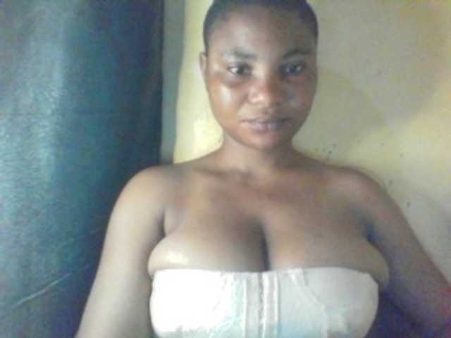 Fuckmypussyx live cam on BongaCams