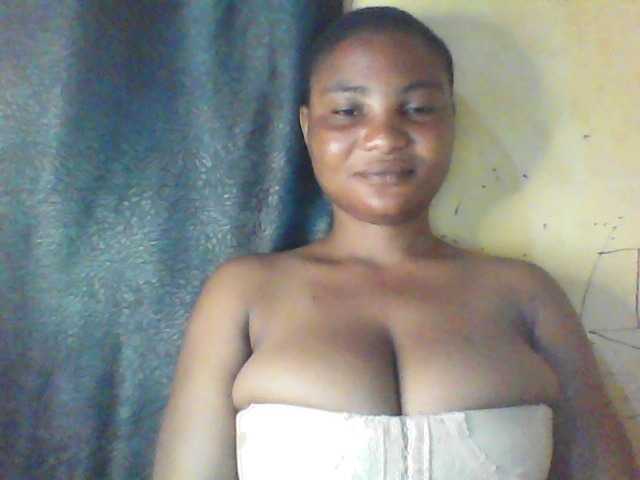 Fuckmypussyx live cam on BongaCams