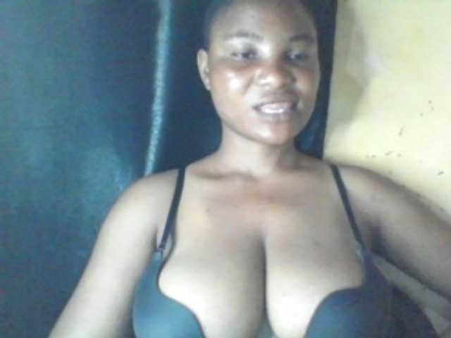 Fuckmypussyx live cam on BongaCams