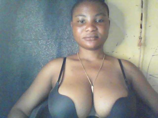 Fuckmypussyx live cam on BongaCams