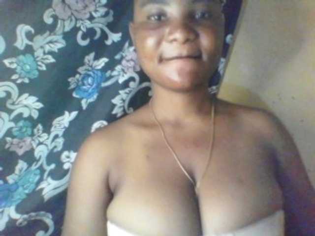 Fuckmypussyx live cam on BongaCams